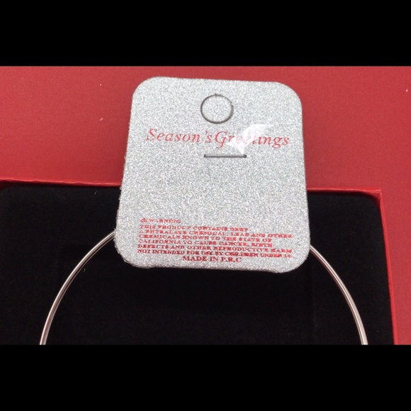 Seasons greeting costume jewelry charm bracelet . New discounted shipping 💰💵 - Picture 4 of 6